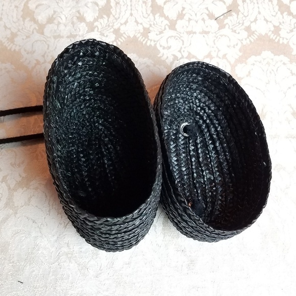 BLACK Rafia Capsule Purse - Picture 4 of 7